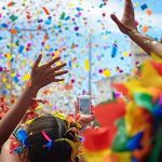 Carnaval 2024: Tendências que vão bombar na folia!